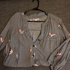 Tunic, 3/4 length sleeves.